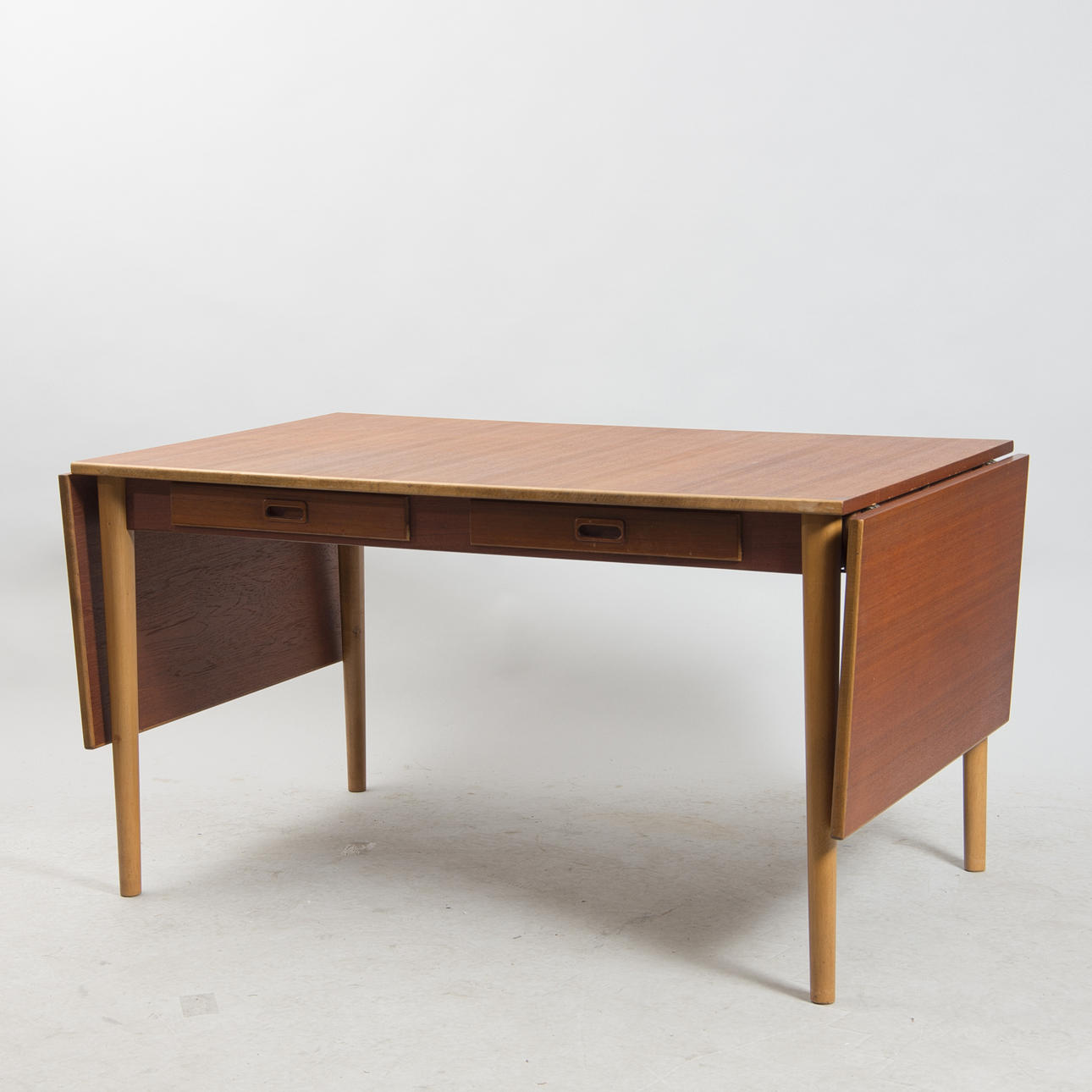 SKRIVBORD/MATBORD, Troeds, Nils Jonsson för Bra Bohag, 1950-60-tal.