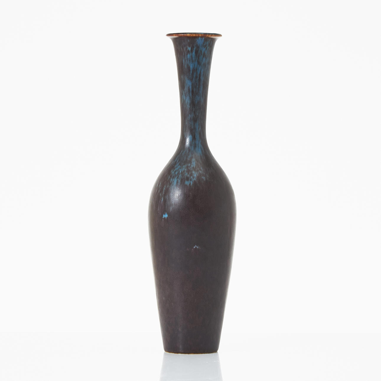 GUNNAR NYLUND. Vase, stoneware, Rörstrand, signed GN.