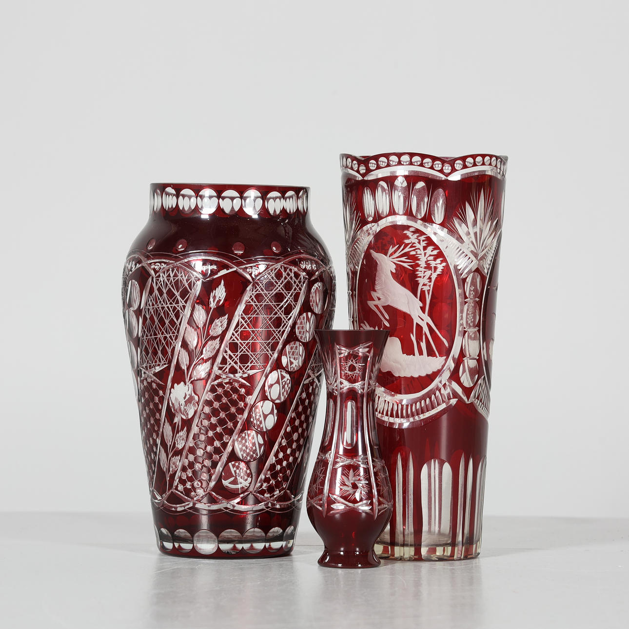 VASER, 3 stycken, slipad dekor, 1900-tal.