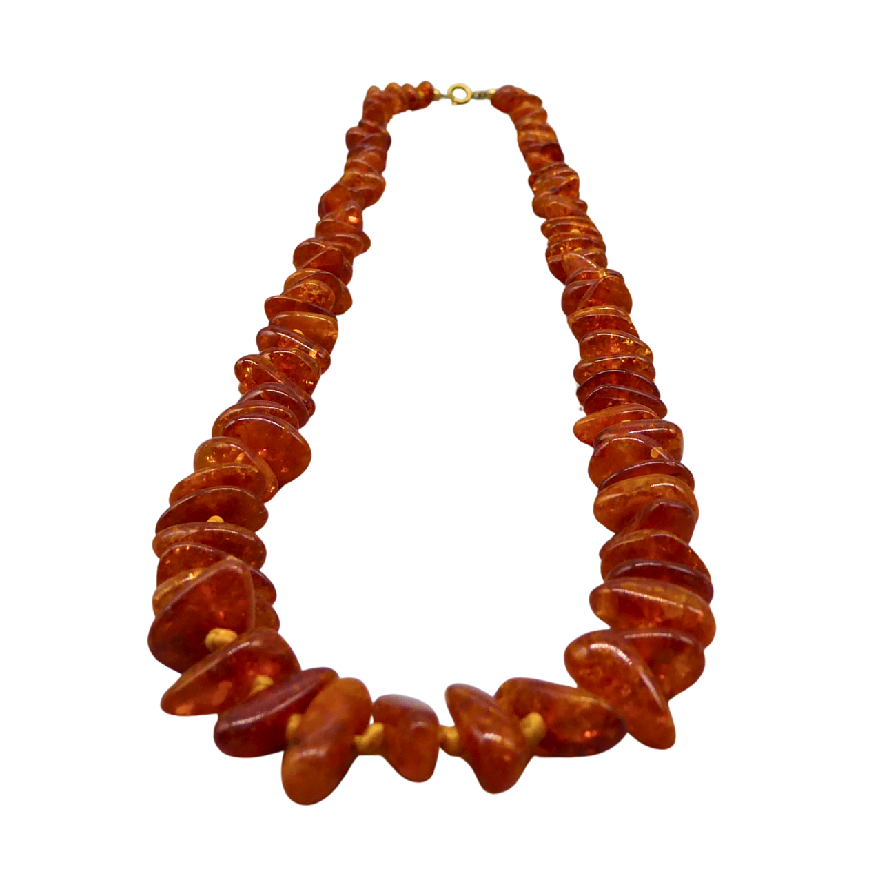 AMBER NECKLACE WITH A 925 SILVER CLASP.