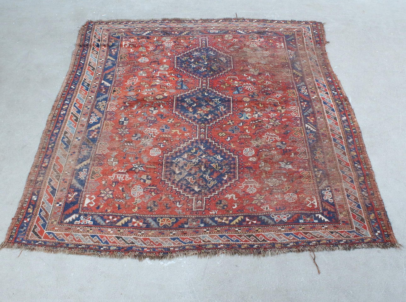 Persian carpet, wool on wool, 196 x 165 cm.