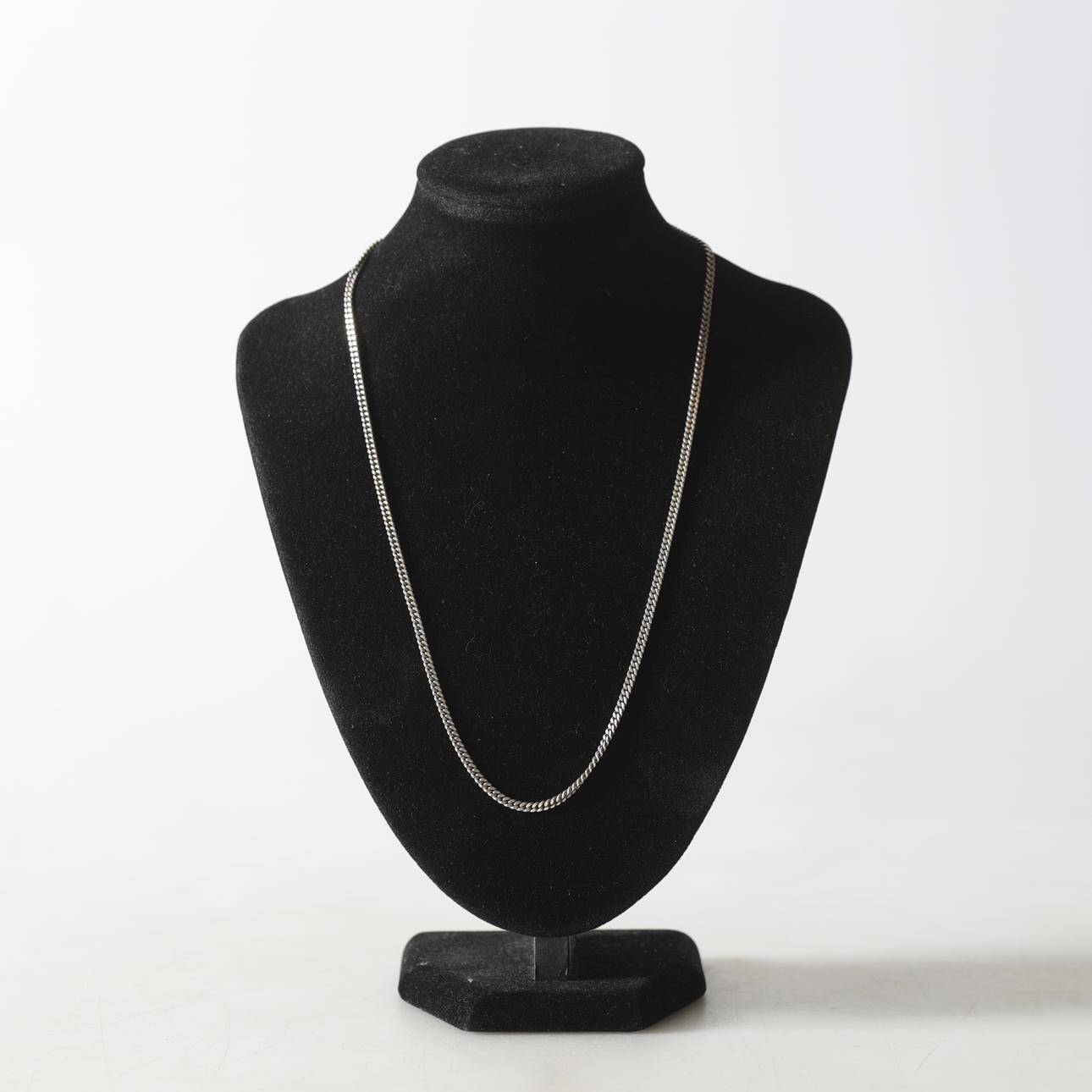 COLLIER, pansar-länk, sterlingsilver. Totalvikt ca 10,8 gram.
