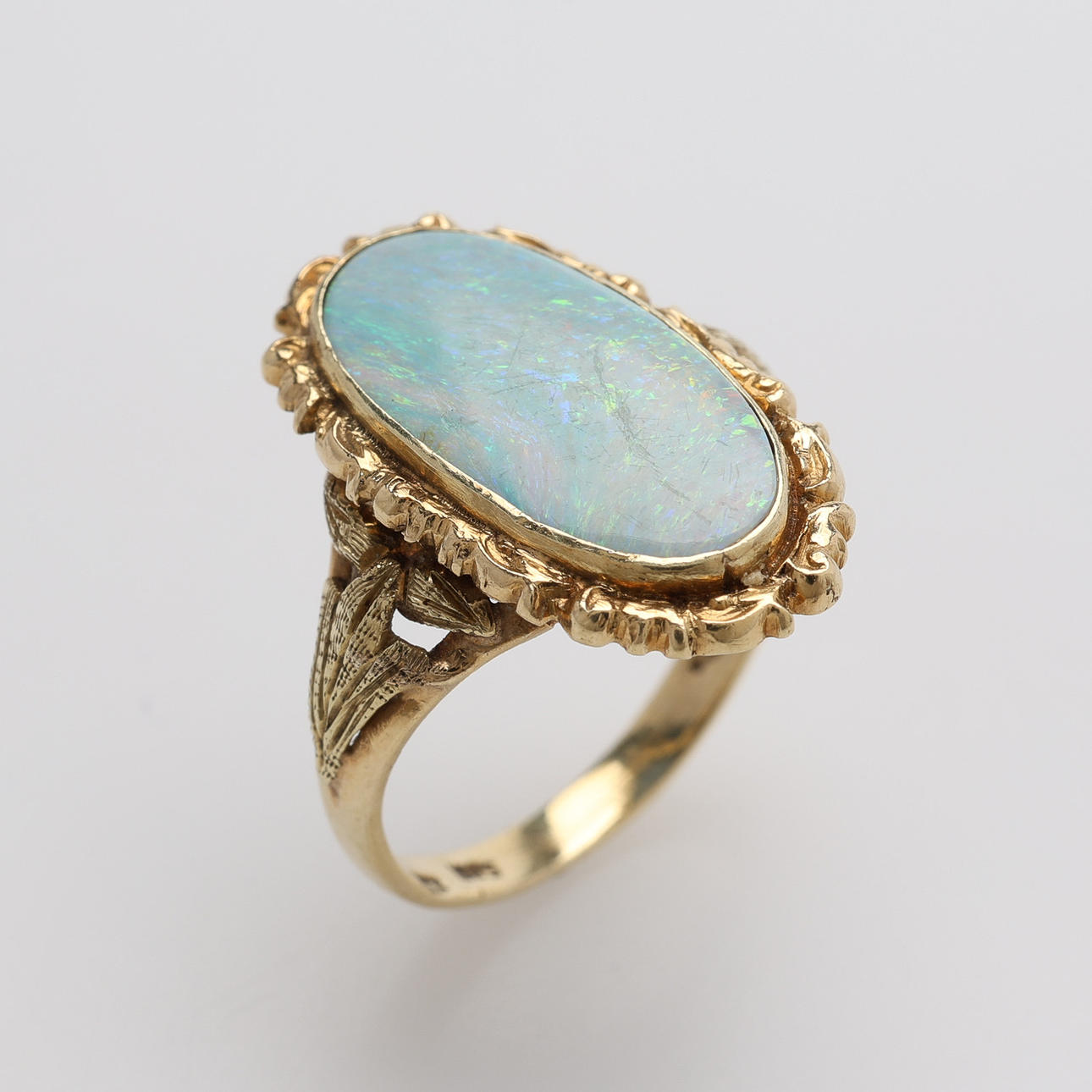 RING, 14K GOLD & OPAL, TOTAL Approx. 3.9g.
