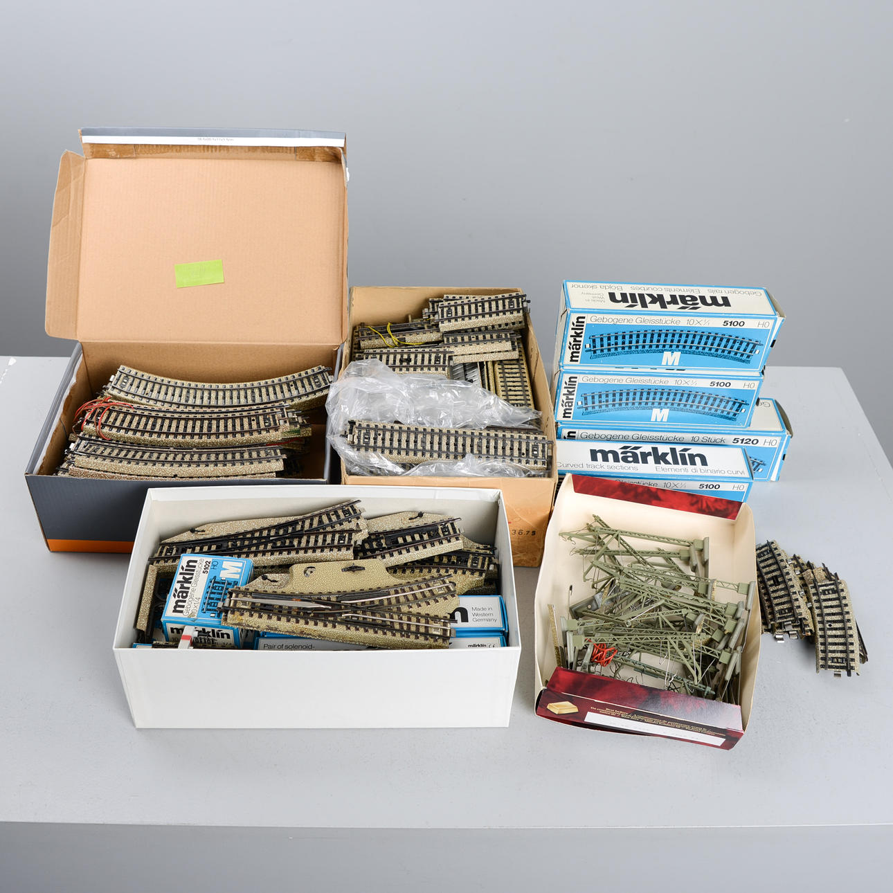 RAILS, large quantity Märklin.