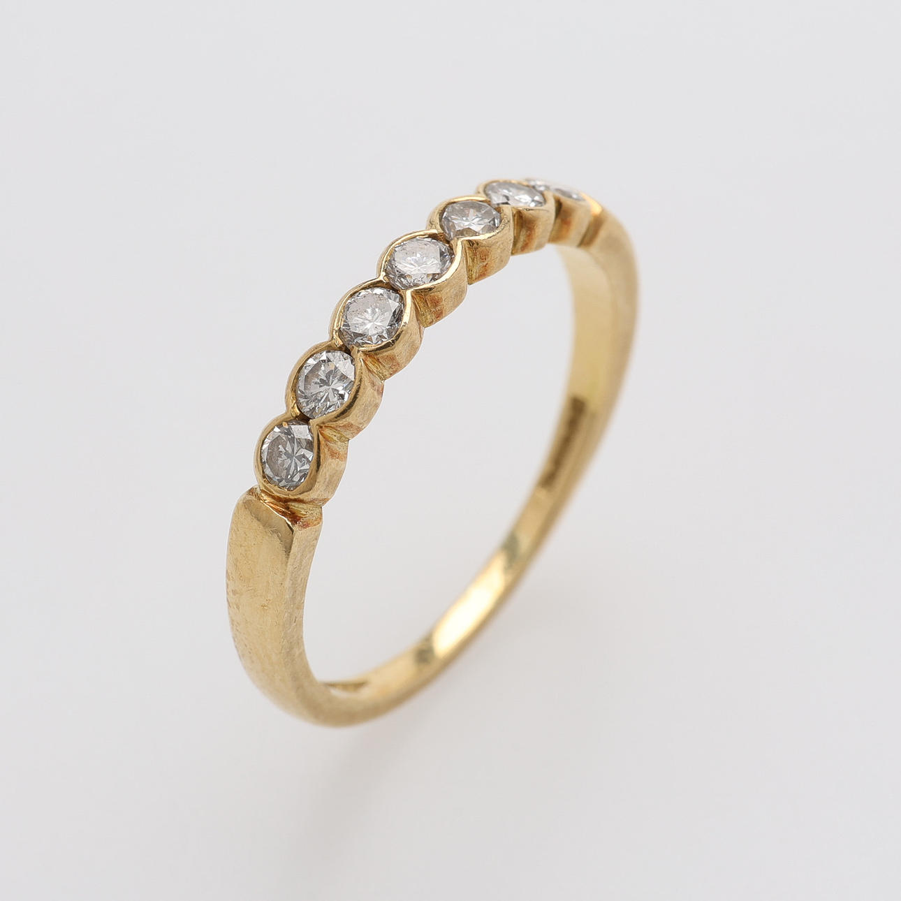RING, 18K GOLD & DIAMONDS, UK, TOTAL Approx. 2.4 g.