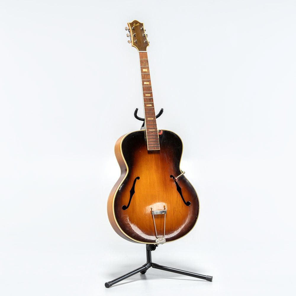 Levin, Orchestral Guitar, 1945.