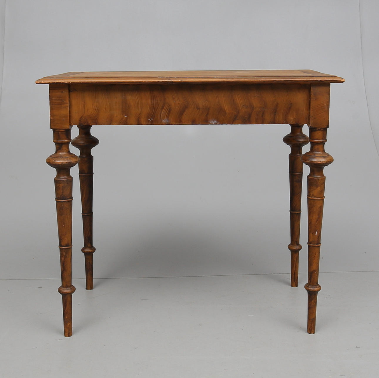 BORD, 1900-talets första hälft.