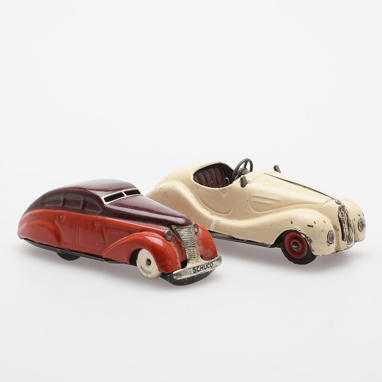 LEKSAKSBILAR, 2 st plåt, Schuco, Tyskland.