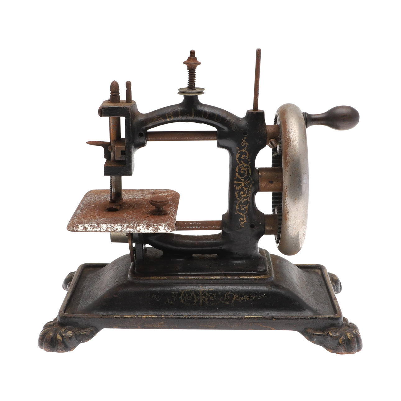 ANTIQUE CAST IRON SEWING MACHINE.