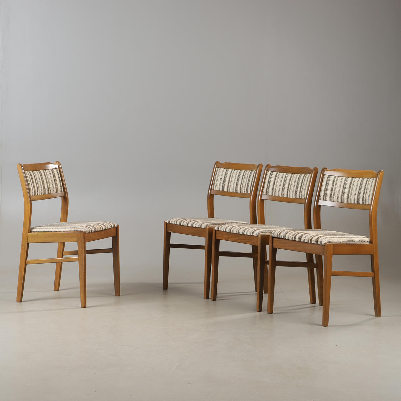 STOLAR, 4 stycken, bok, 1900-talets andra hälft.