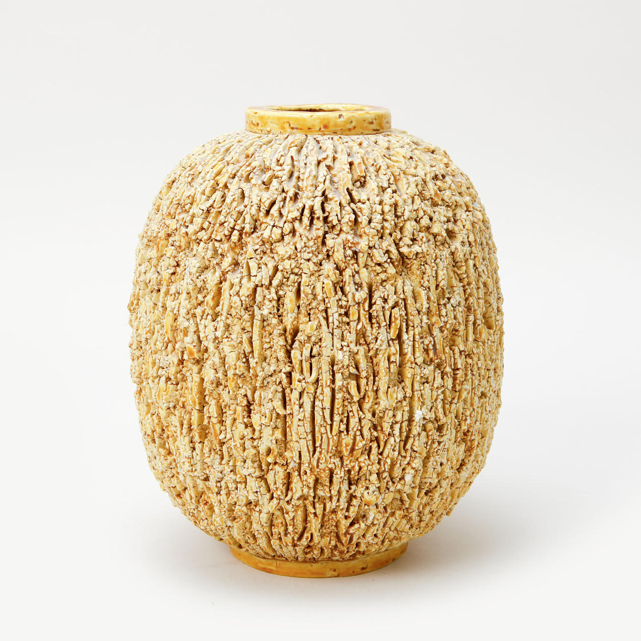 GUNNAR NYLUND. A vase, “Hedgehog”, stoneware hand-turned. Rörstrand.