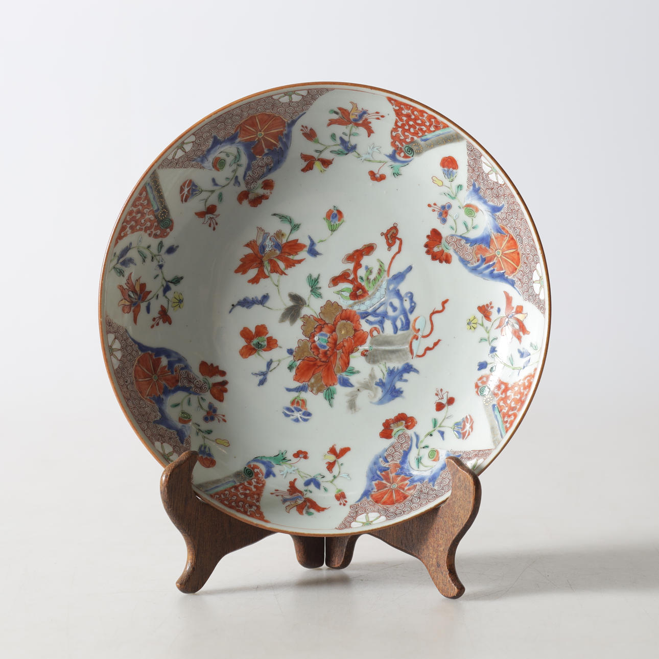 BOWL DISH. Porcelain, China.