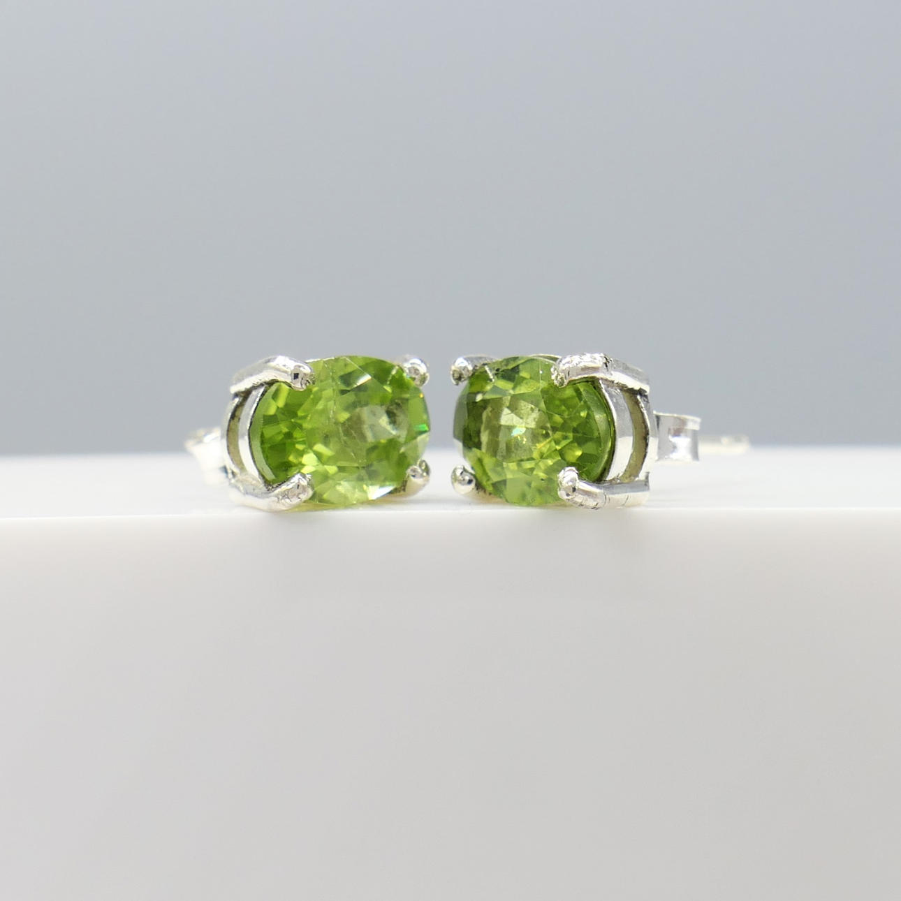 NATURAL PERIDOT stud earrings.