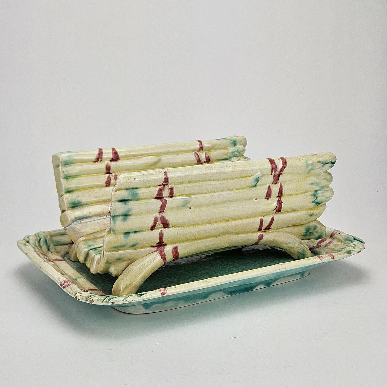 A pair of flintware asparagus dishes, Rörstrand.