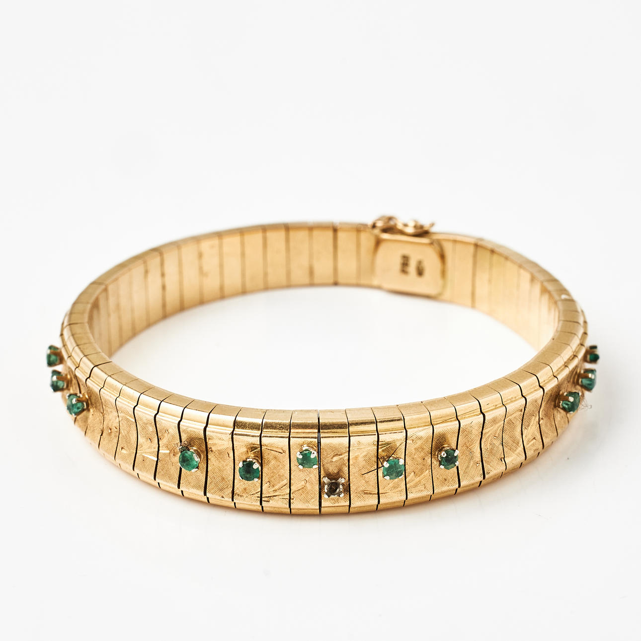 BRACELET, 18K gold with emeralds.