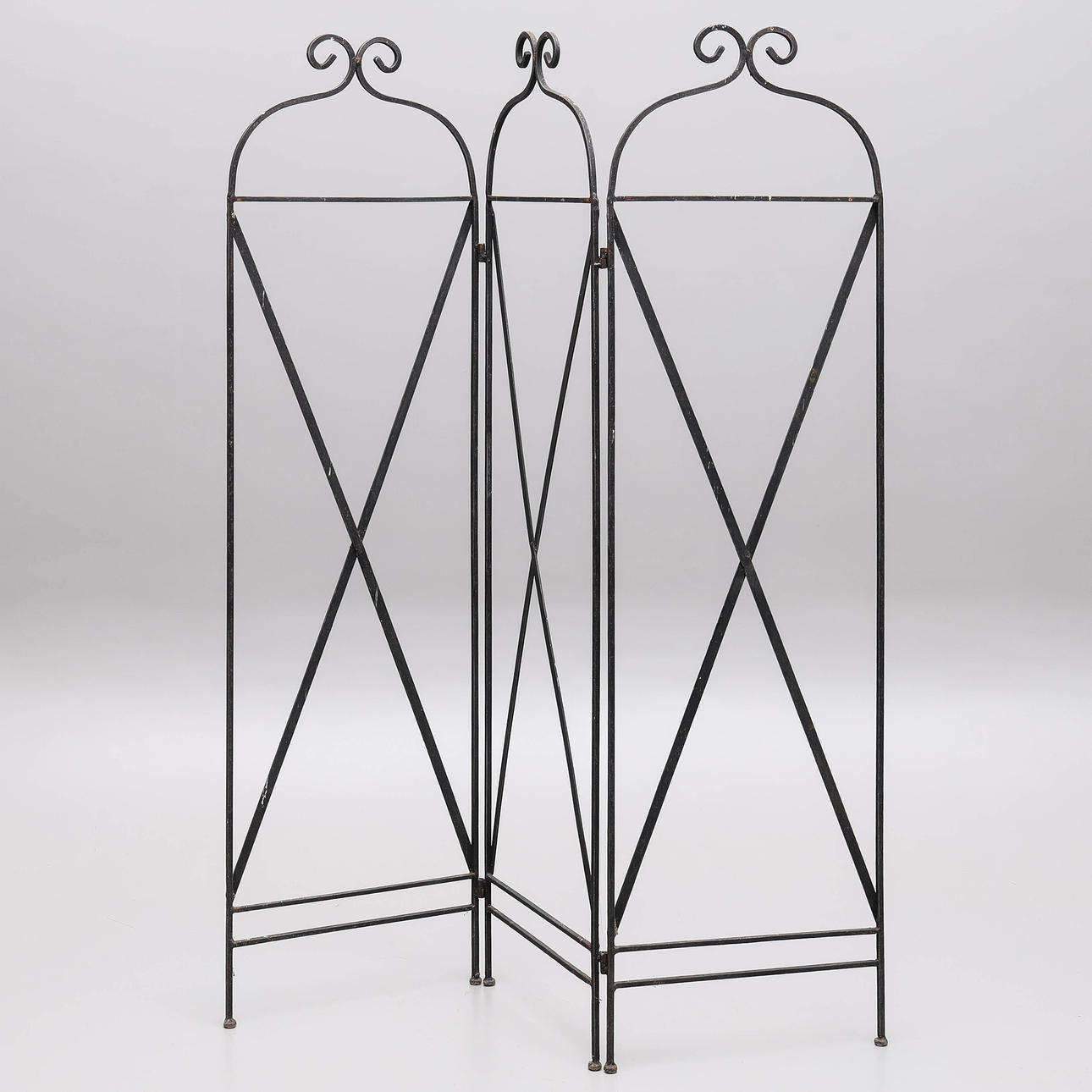 SCREEN WALL, wrought.