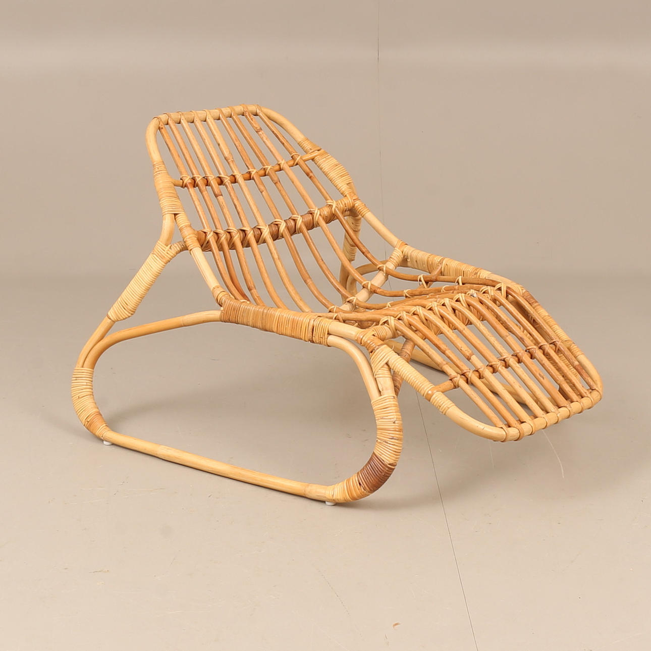 PIET HEIN EEK. Vilstol, "Jassa", rotting, Ikea.