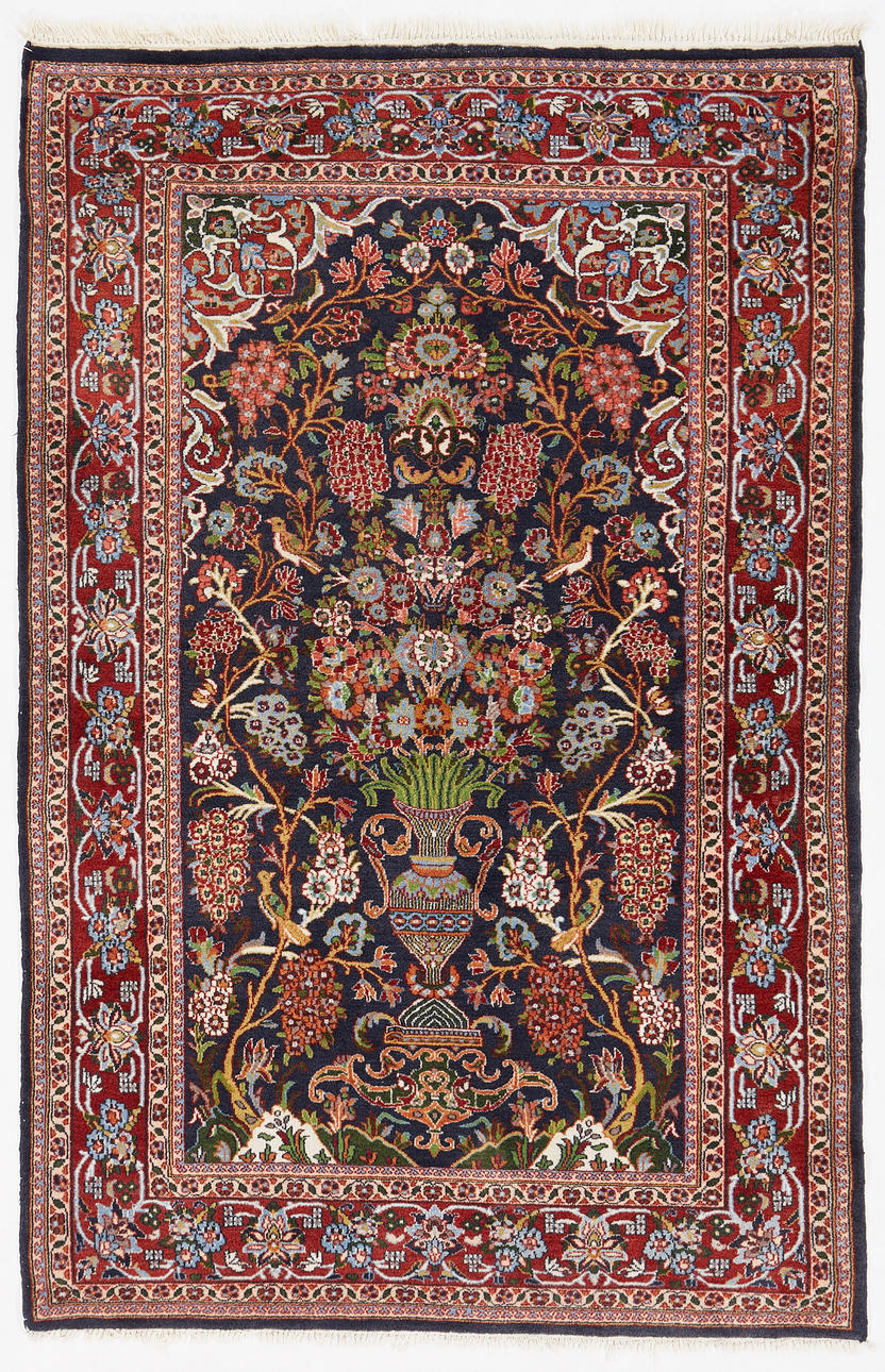 CARPET, approx 188x122 cm.
