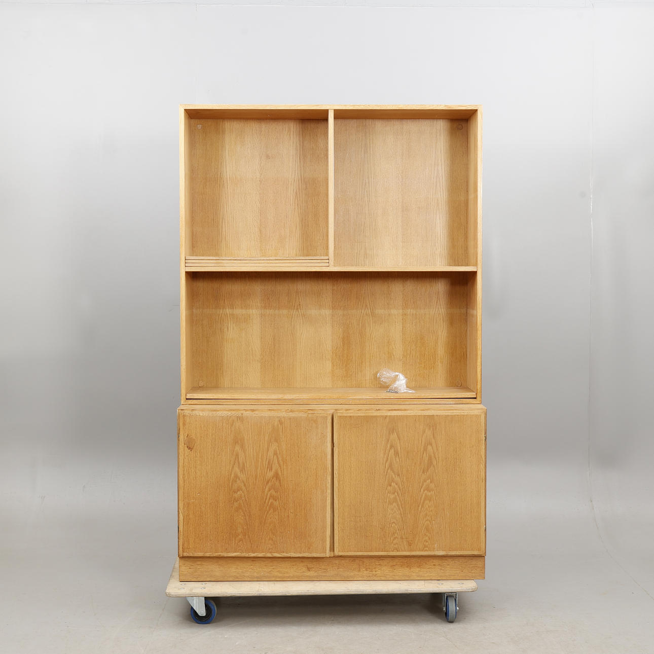 Bookcase, oak, divisible.