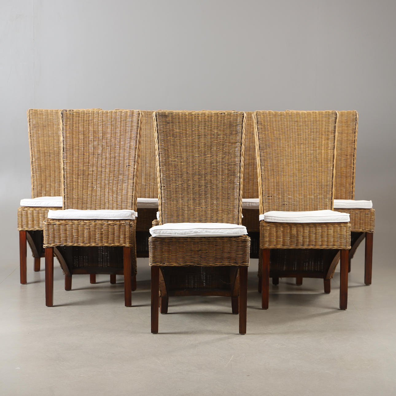 STOLAR, 8 stycken, rotting, Indonesien.