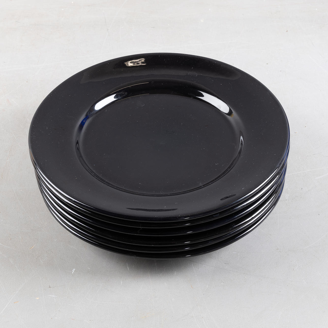 MATEUS, 6 large black plates, Portugal.
