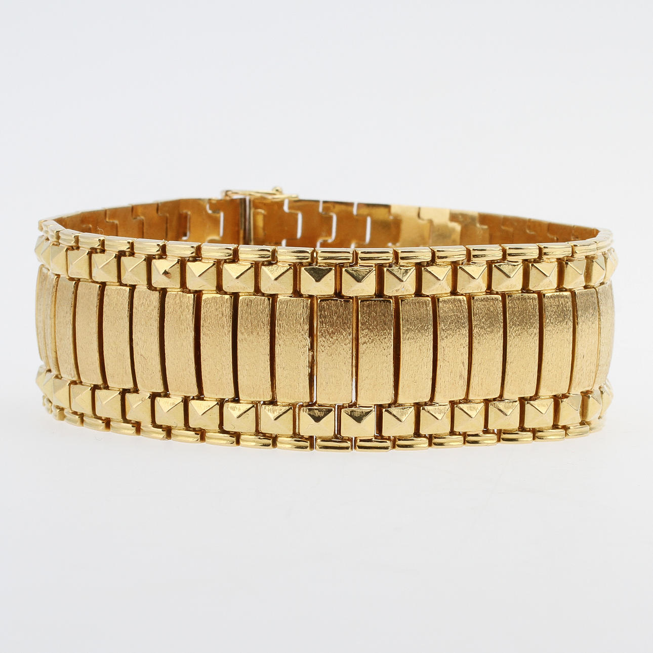 ARMBAND, 18k guld, 58,5 gram.