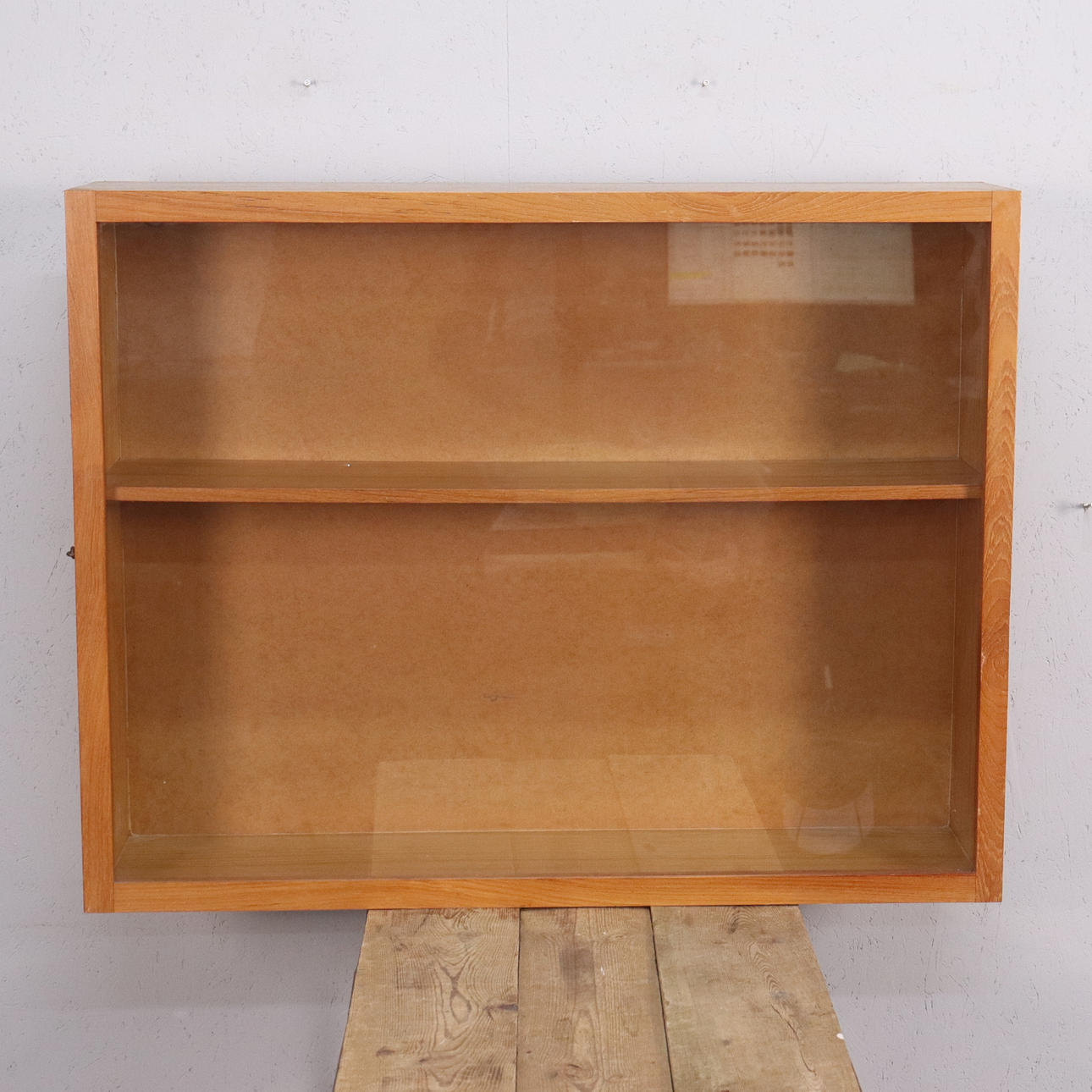DISPLAY CABINET/DISPLAY CABINET.
