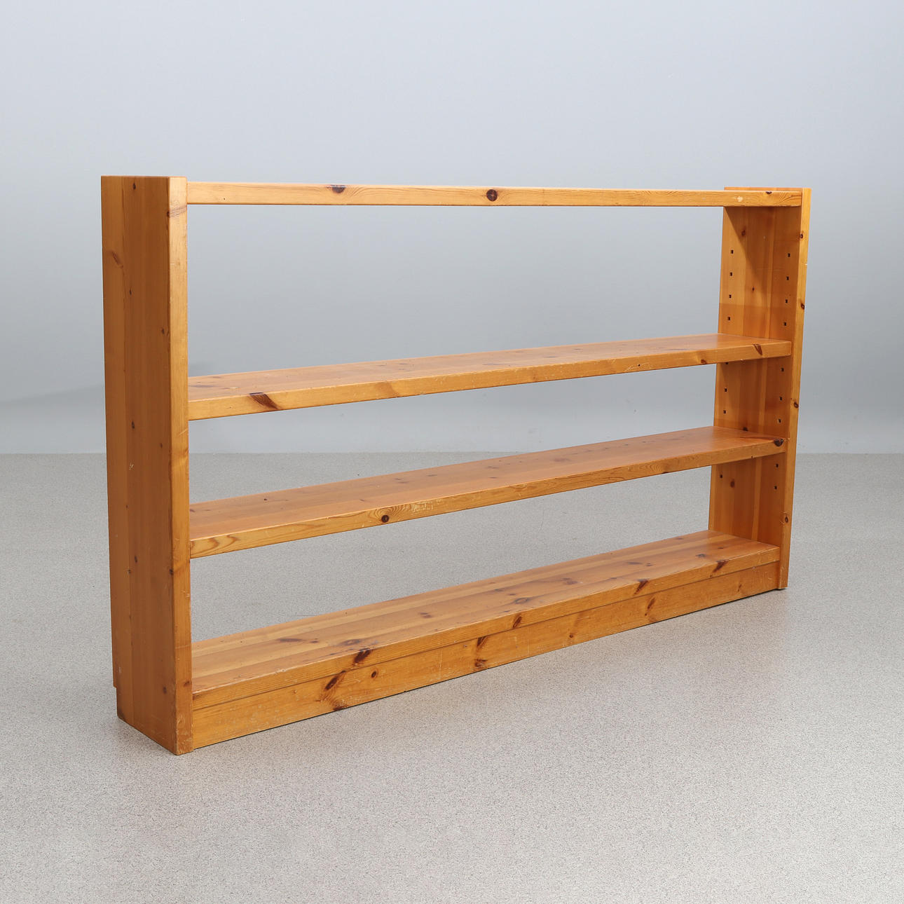 SHELF. Pine. 1970s/80s. Unmarked.