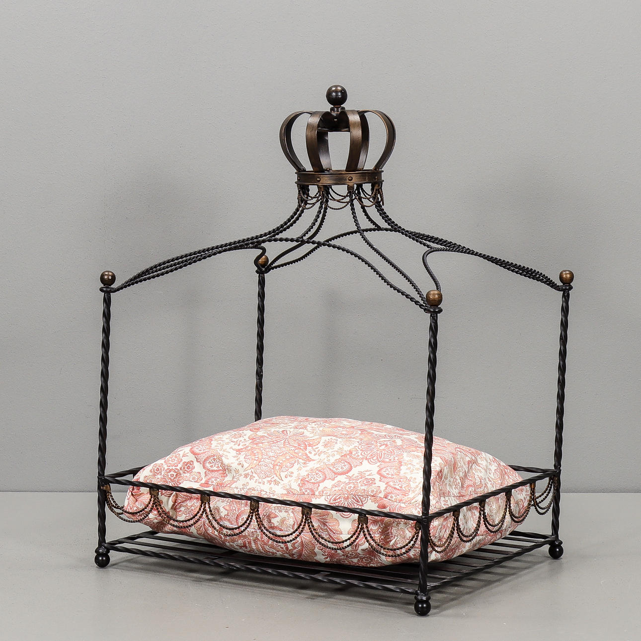 DOG BED wrought, with pillow.