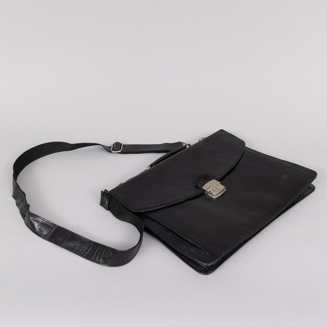 MEN'S/DOCUMENT BAG, black leather, The Monte.
