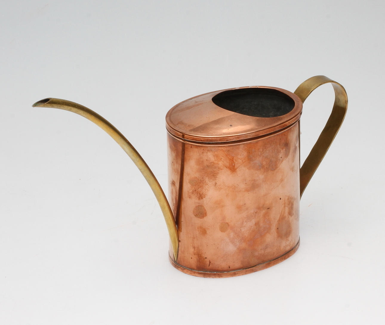 VATTENKANNA, mässing och koppar, Ahrnebergs, Sverige, 1900-talets andra hälft.