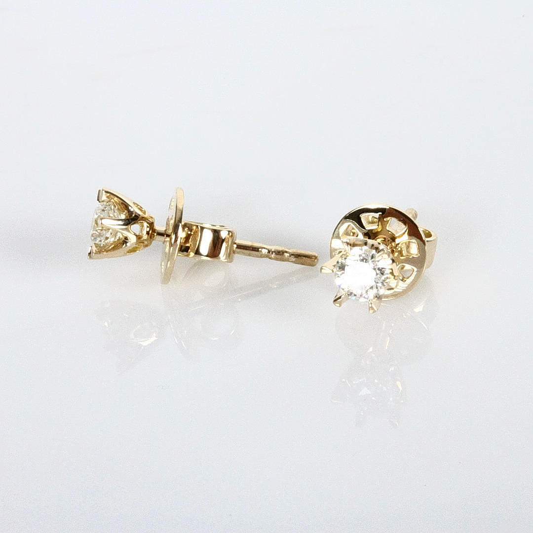 SOLITAIRE EARRINGS, 0,37ct, 18K.