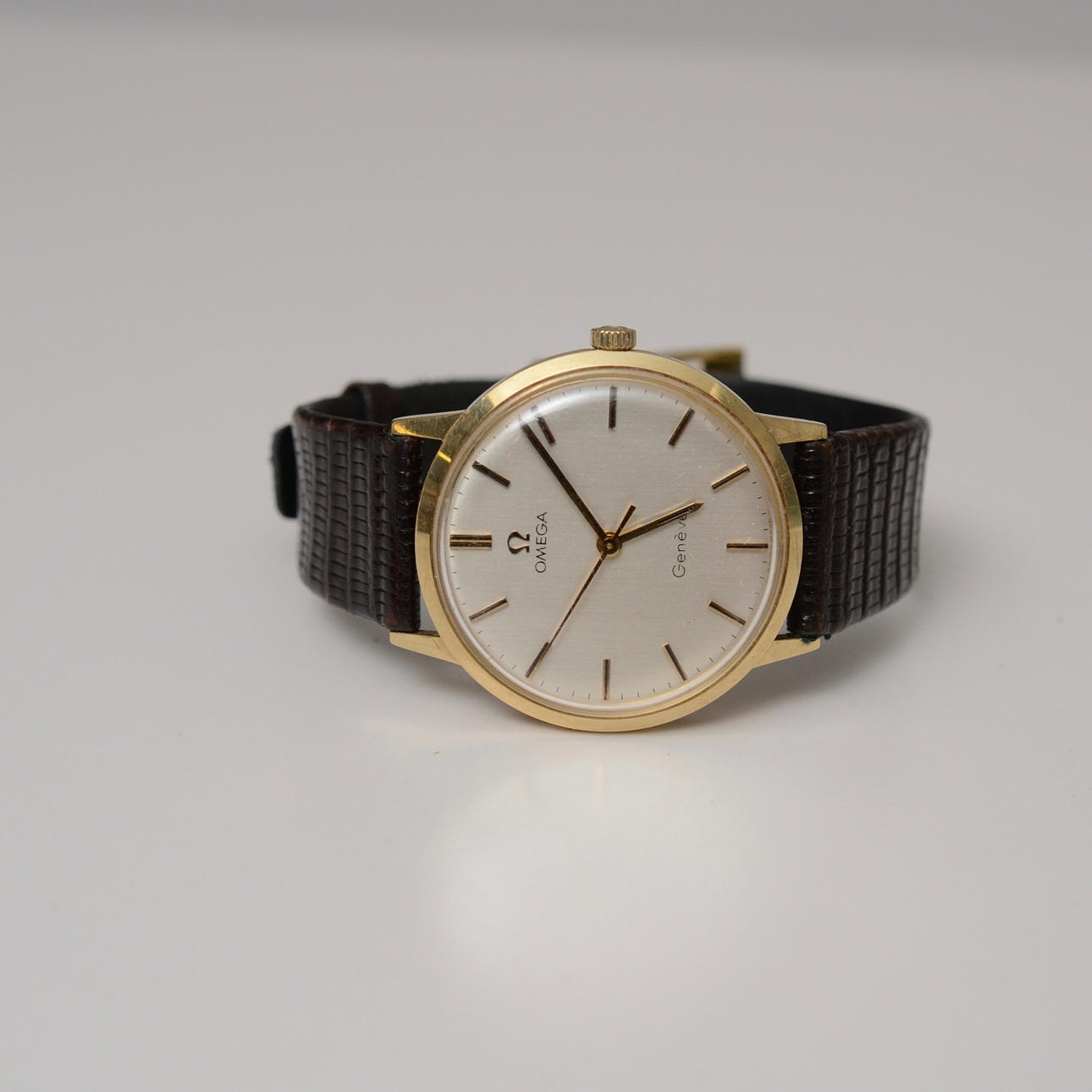 ARMBANDSUR, herr Omega, guld.