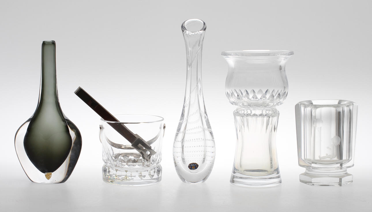 GLASFÖREMÅL, 5 delar, Orrefors, Kosta, Skruf, 1900-tal.