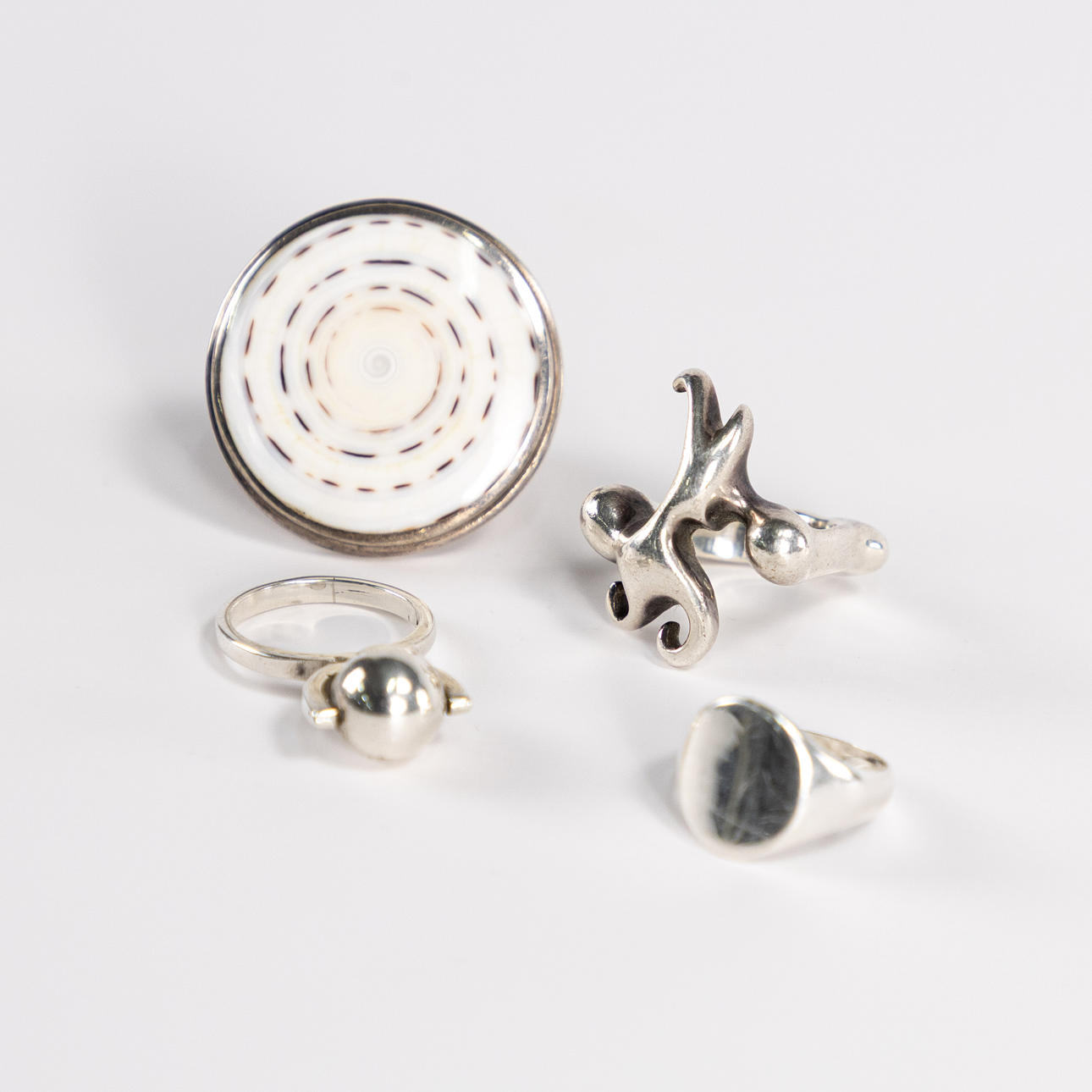 RINGS. 4 pcs, silver.