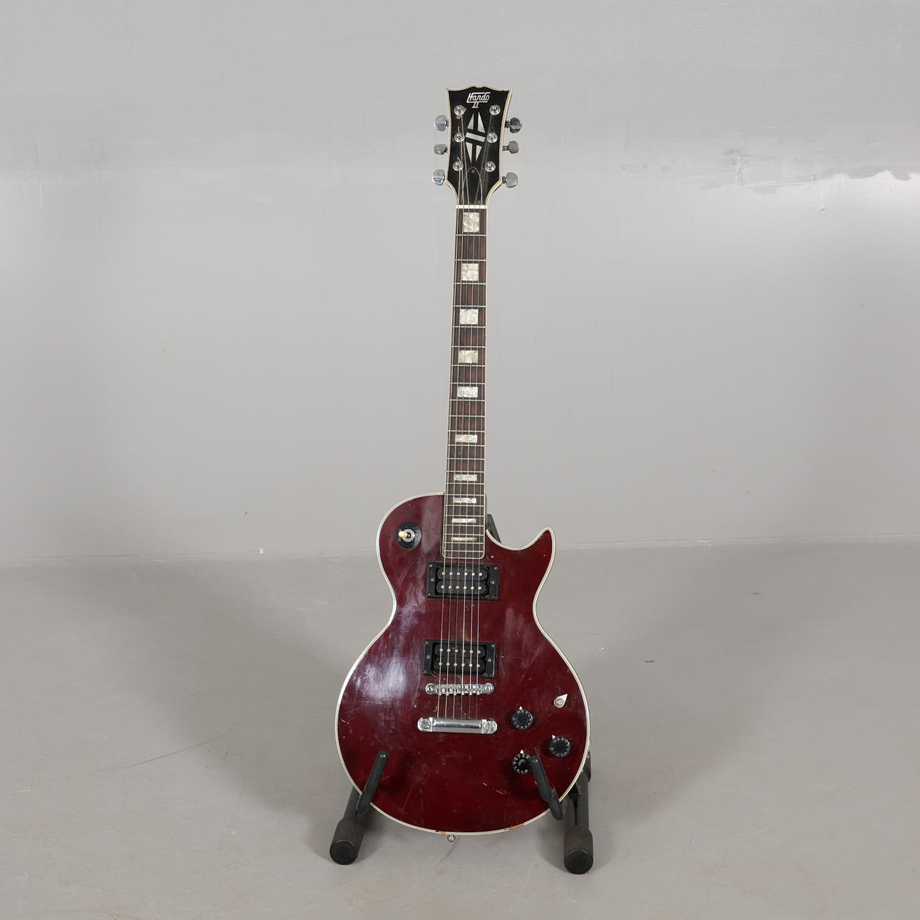 ELECTRIC GUITAR, Hondo II.