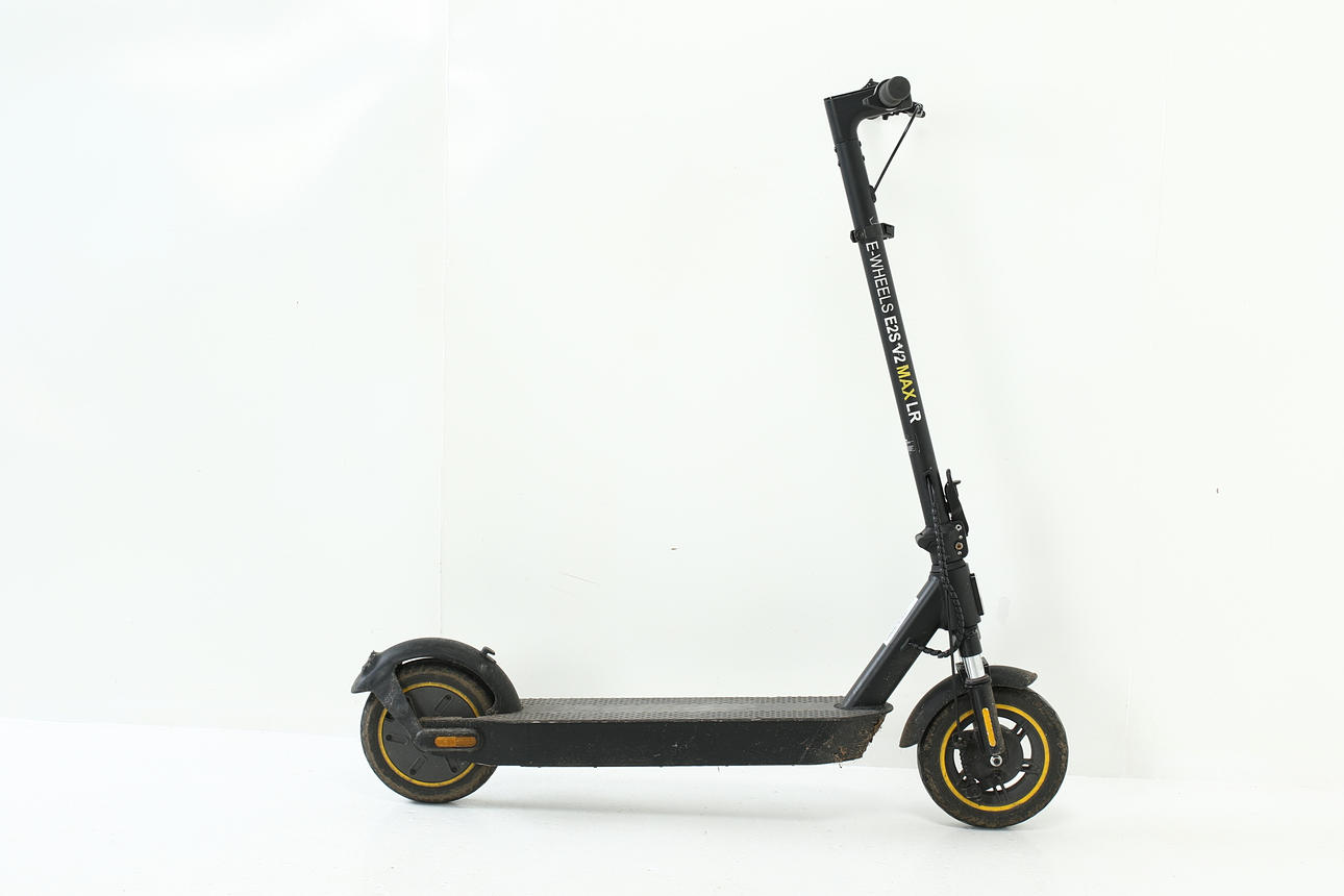 ELECTRIC SCOOTER, E2S V2, 2025-5000-BG136951-1.