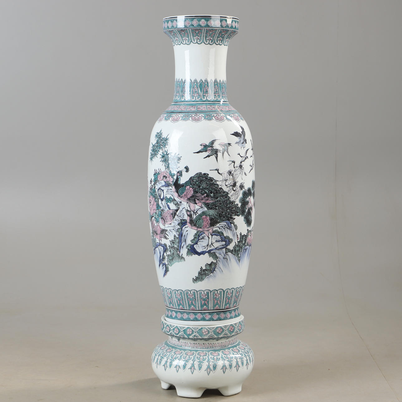 FLOOR VURNA, ceramic, China.