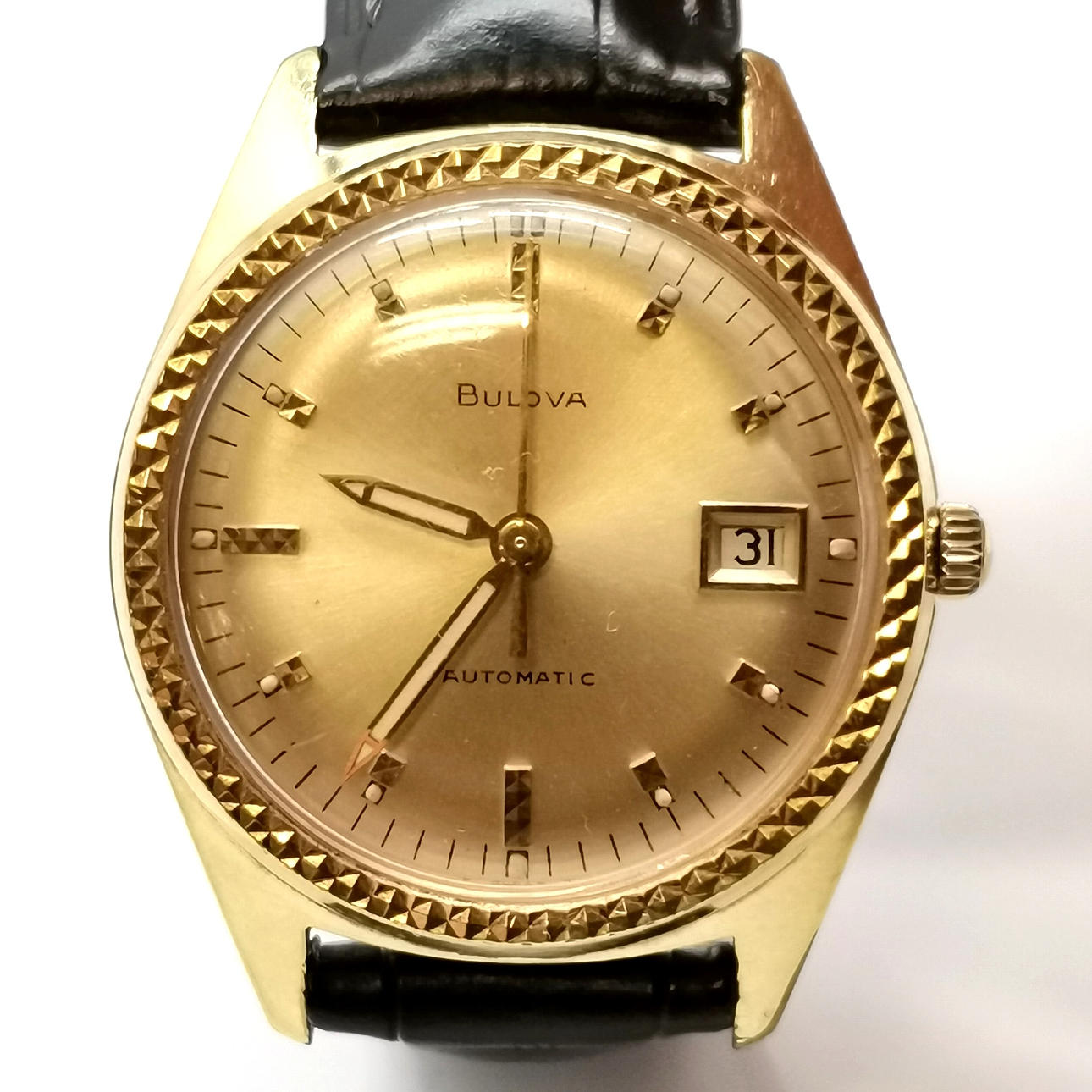 BULOVA AUTOMATIC WRISTWATCH.