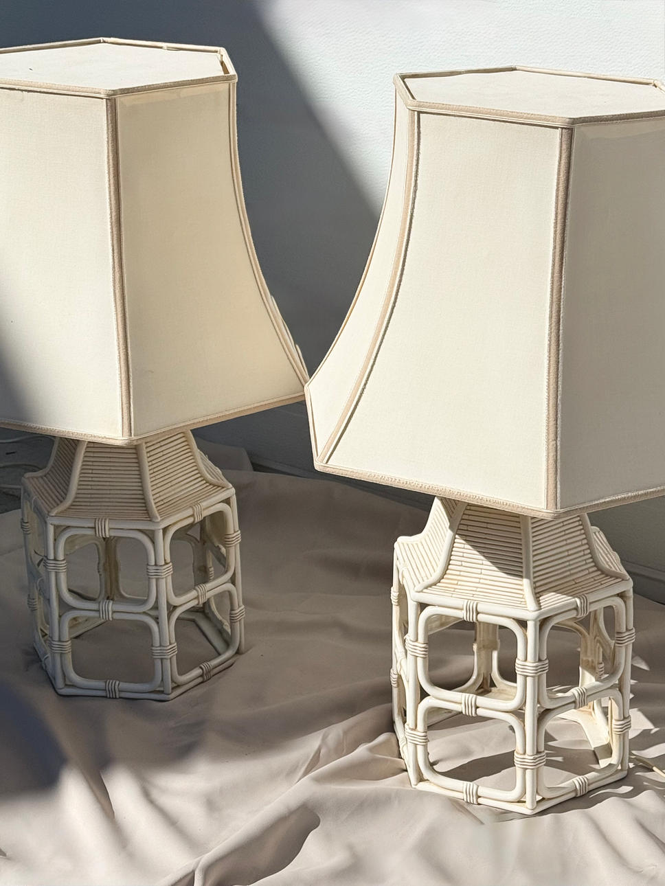 A pair of earthenware table lamps, 1980s (2).