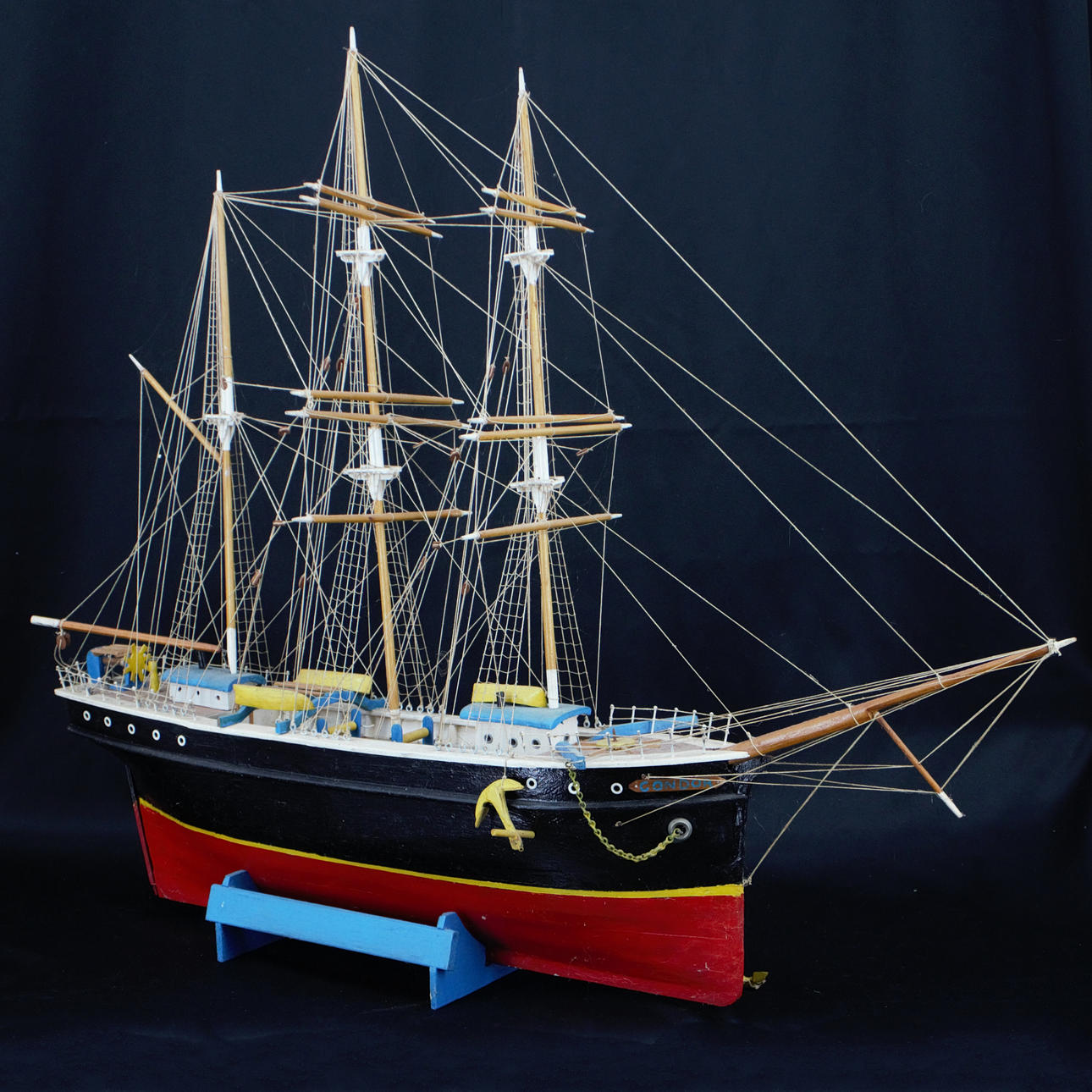 BÅTMODELL, "Condor, Mölle", skonare, bemålat trä, 1900-tal.