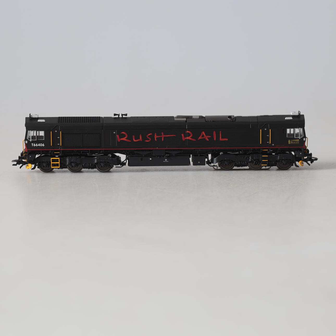 DIESELLOK, 39068, H0, Class 66, Rushrail, Märklin.
