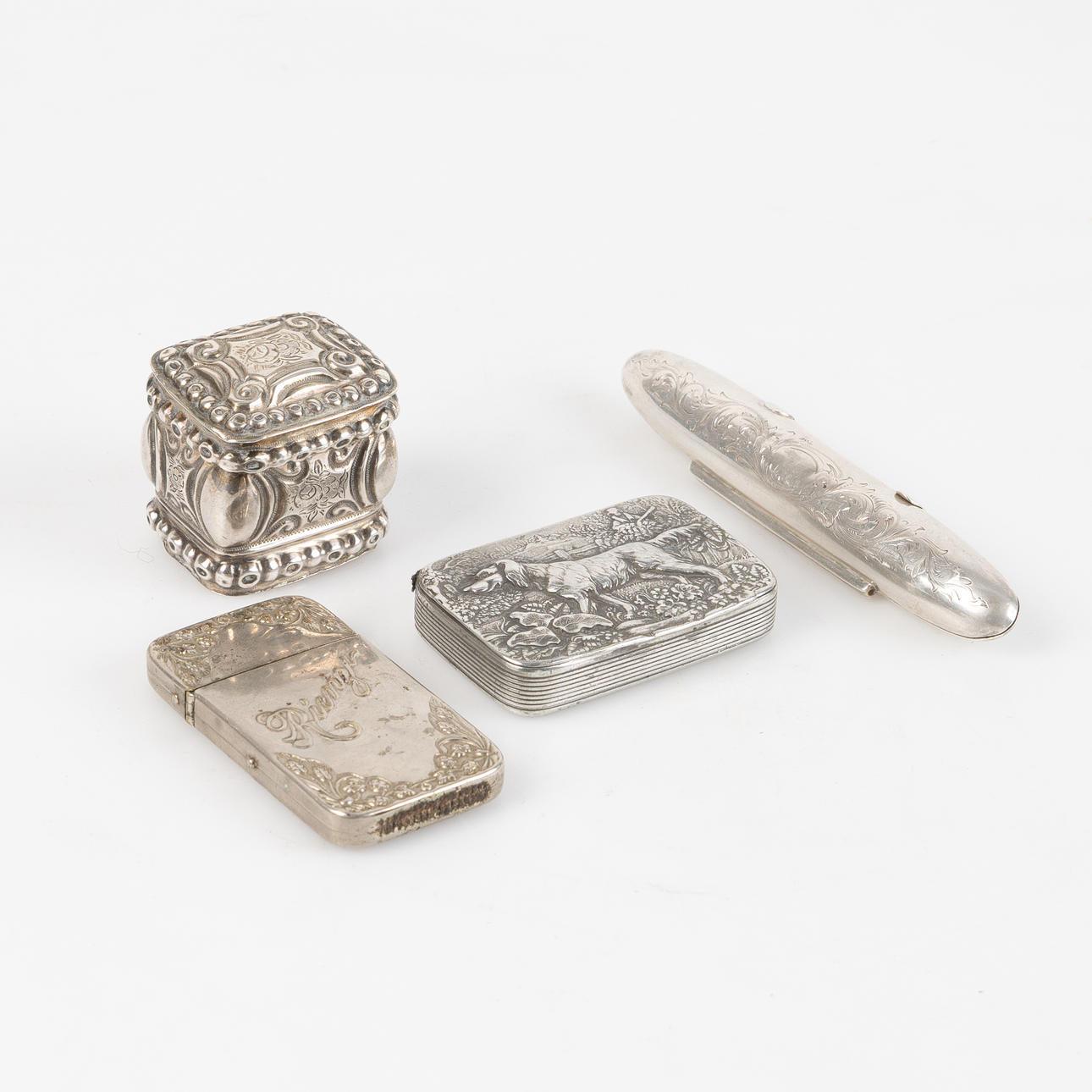 BOX, 4 pcs. in silver and nickel silver.