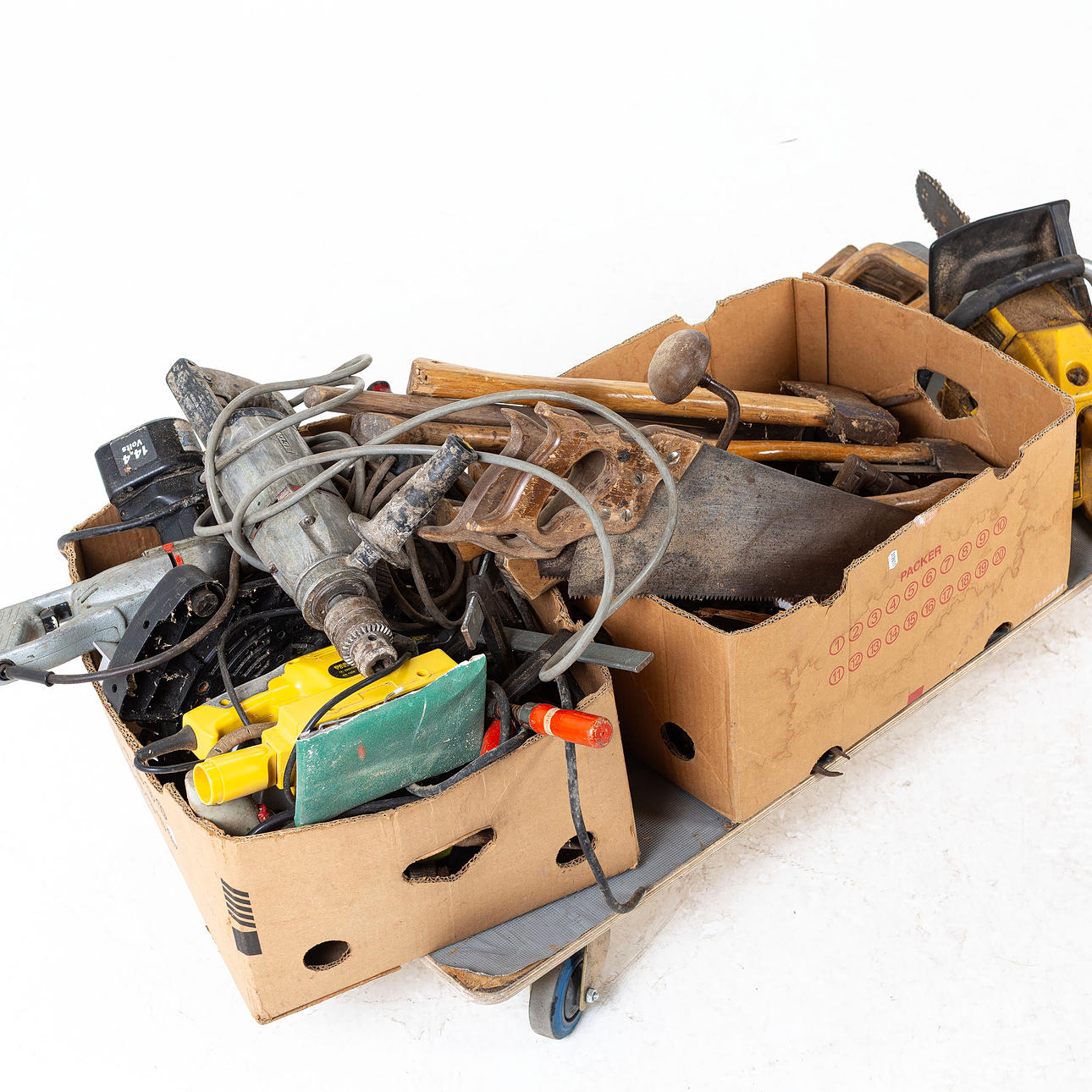 TOOLS & HAND MACHINES, one lot.