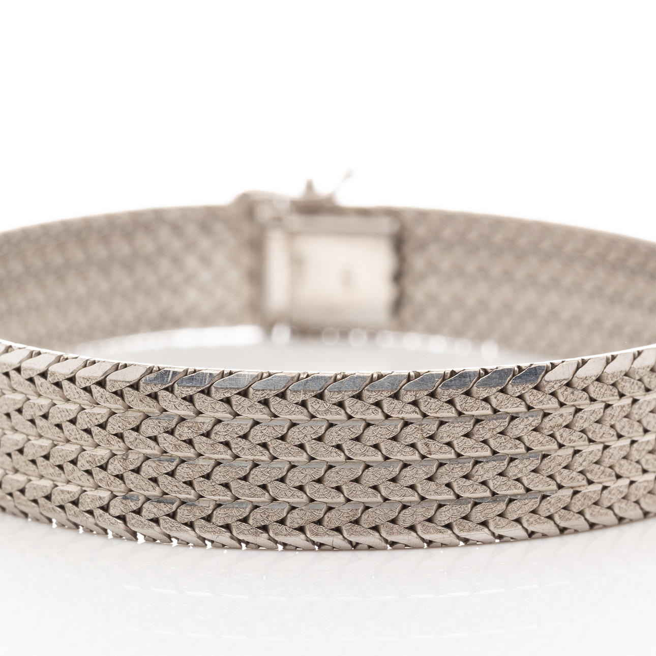 ARMBAND, Silver.