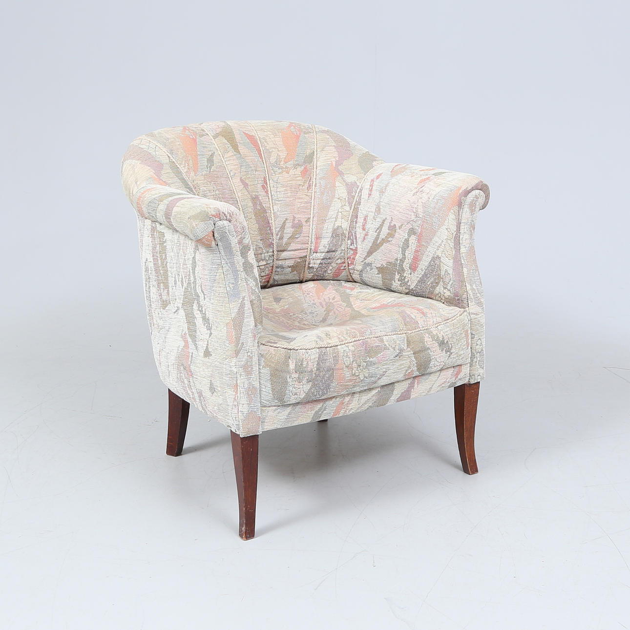 ARMCHAIR, 1930s/40s.