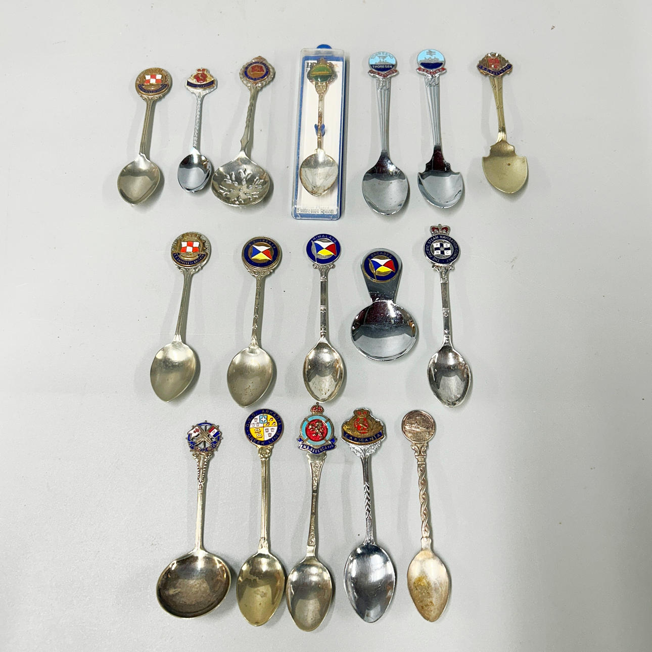 SOUVENIR CRUISE LINER SPOONS.