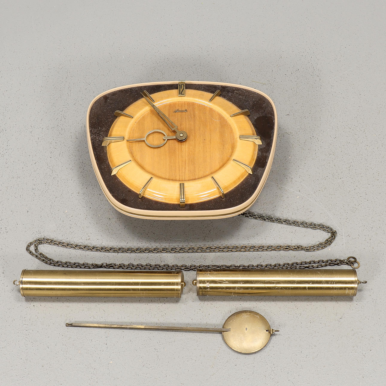 WALL CLOCK Hermle, with solder.