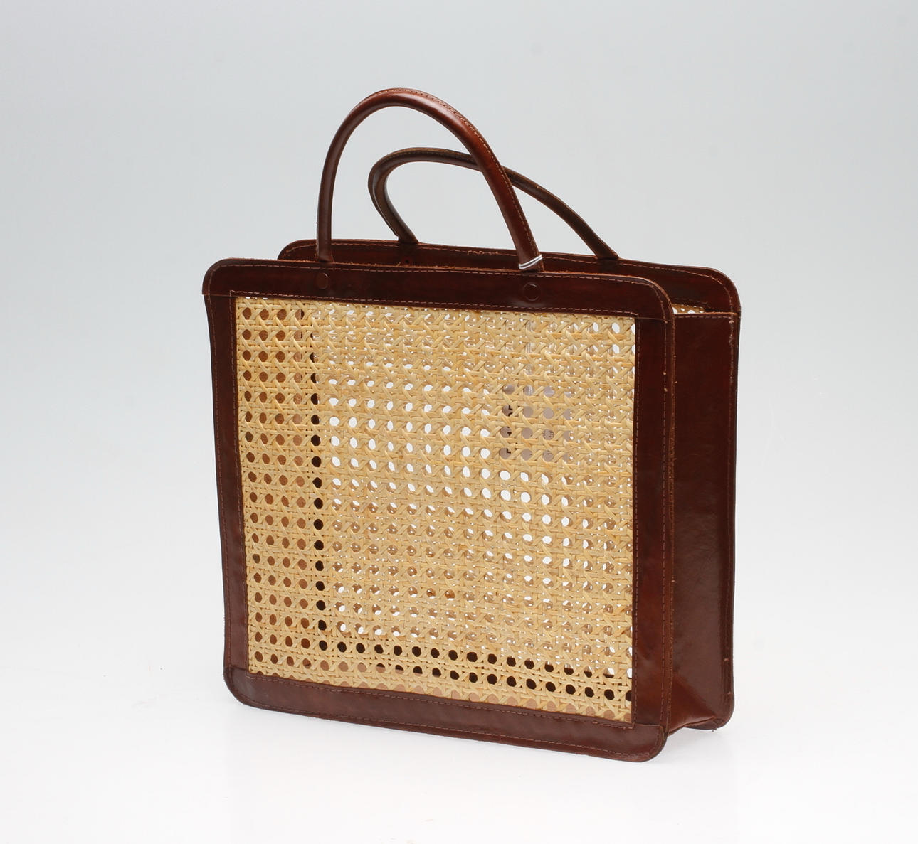 VÄSKA, skinn och rotting, 1900-tal.