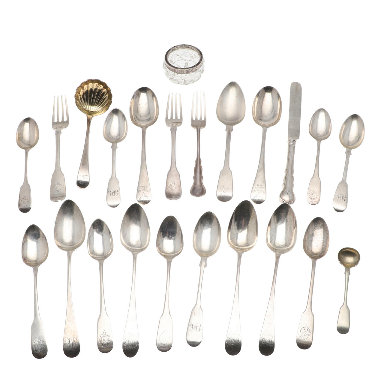 A MIXED LOT OF SILVER FLATWARE.